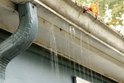 Gutter over-flowing at Brookfield, Judea